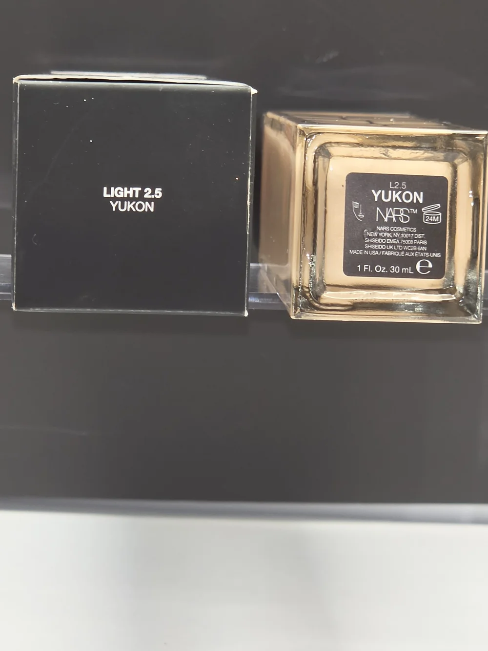 DISCONTINUED! NARS NATURAL RADIANT LONGWEAR FOUNDATION- 